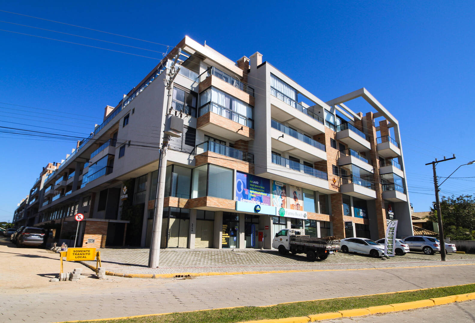 Apartamento à venda e temporada com 2 quartos, 84m² - Foto 2