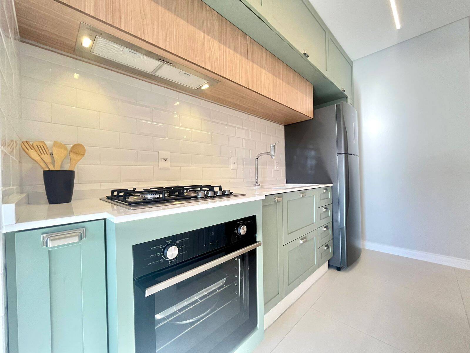 Apartamento à venda e temporada com 2 quartos, 84m² - Foto 11