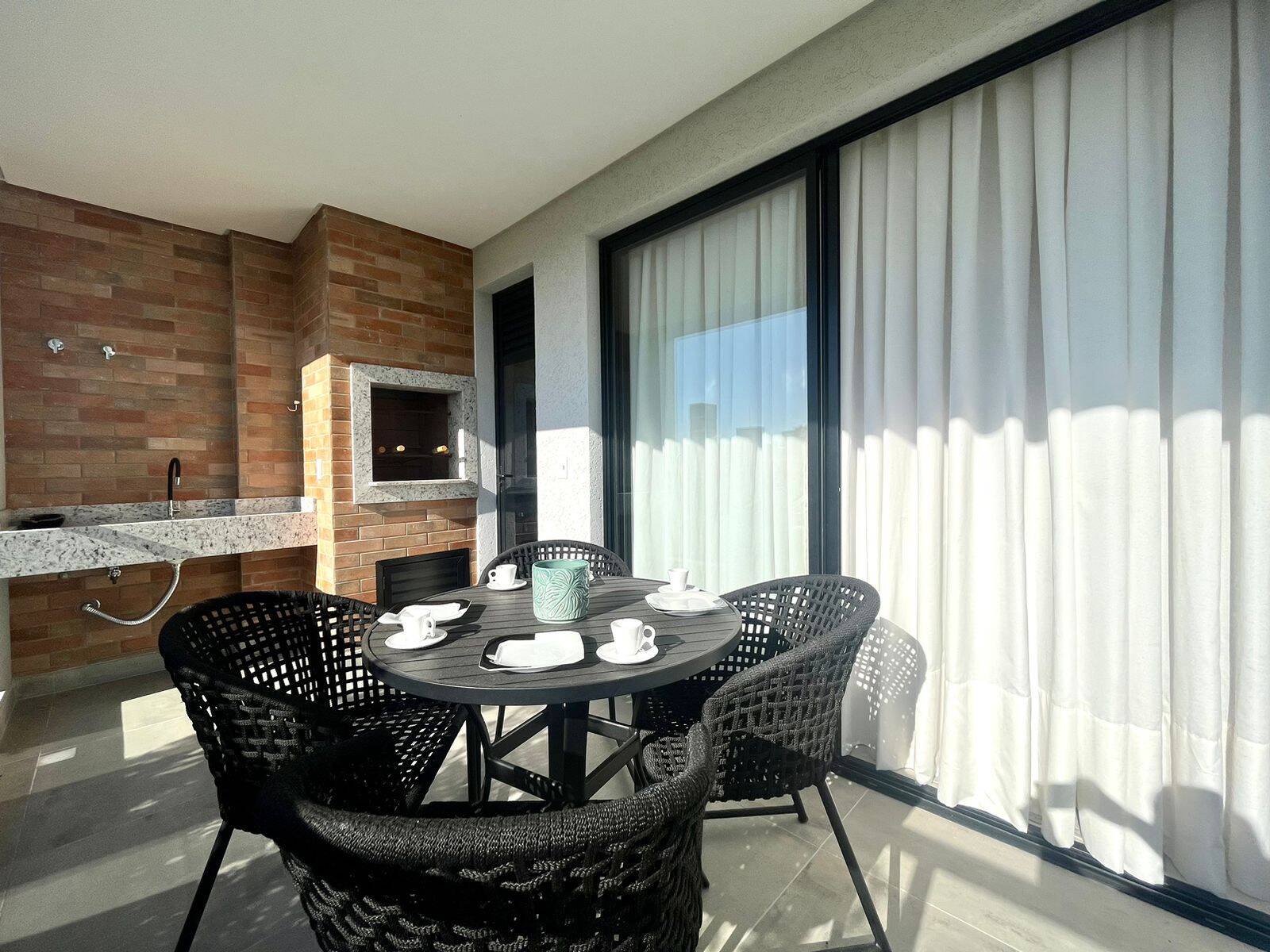 Apartamento à venda e temporada com 2 quartos, 84m² - Foto 16