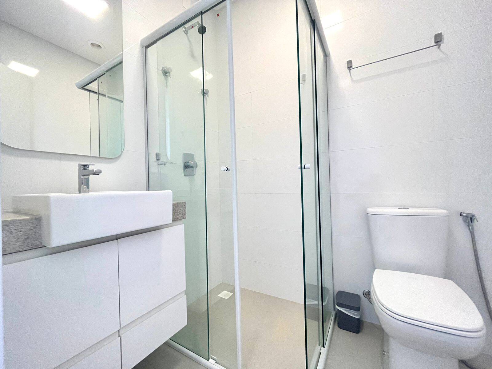 Apartamento à venda e temporada com 2 quartos, 84m² - Foto 19