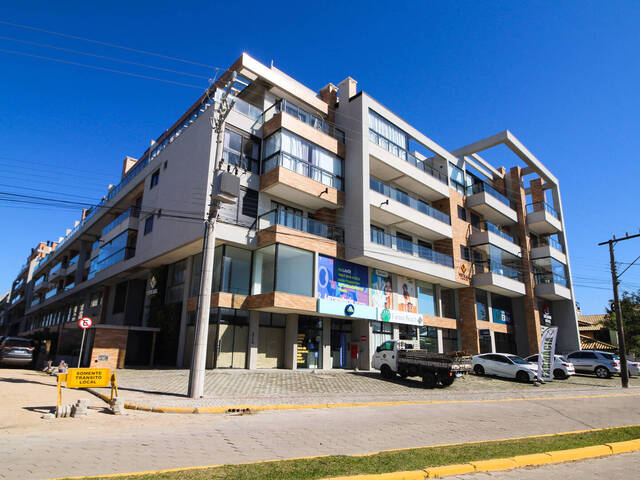 #012 - Apartamento para Venda em Bombinhas - SC