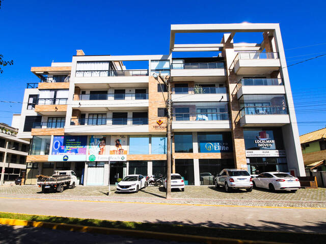 #012 - Apartamento para Venda em Bombinhas - SC
