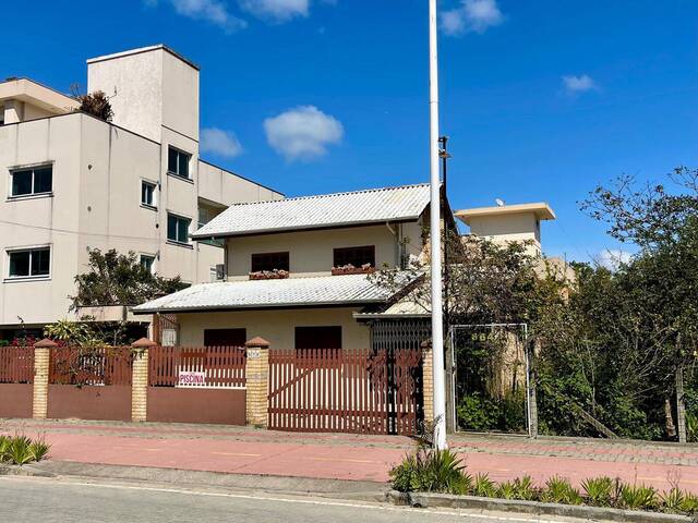 #030 - Apartamento para Temporada em Bombinhas - SC