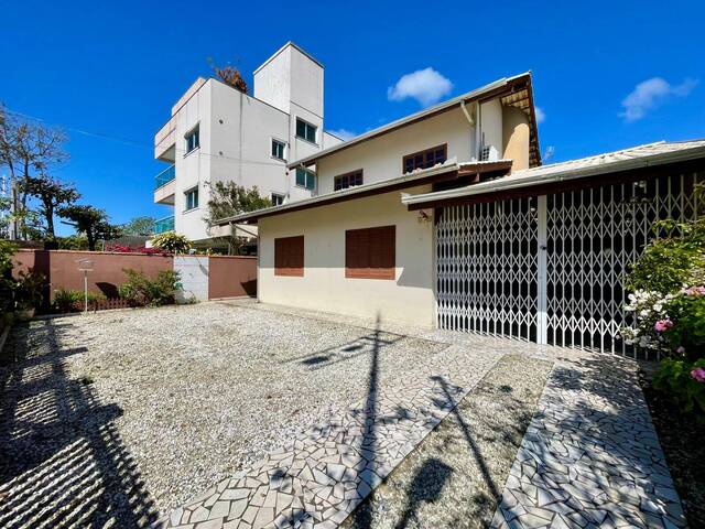 #030 - Apartamento para Temporada em Bombinhas - SC