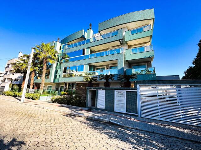 #V114 - Cobertura para Venda em Bombinhas - SC